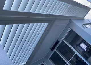 Adjustable Louvre Systems Powder Coating 06
